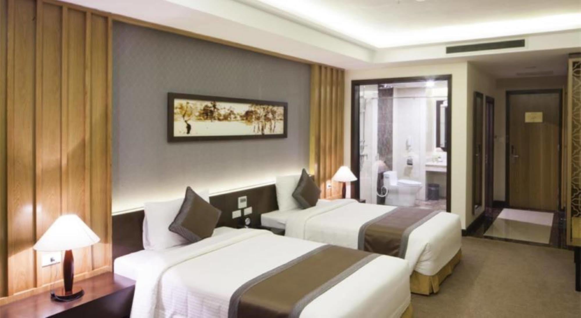 Muong Thanh Luxury Buon Ma Thuot Hotel מראה חיצוני תמונה
